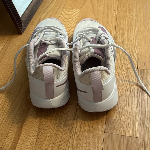 Nike Vapor Women’s Tennis Shoes size 8 - Picture 8 of 9